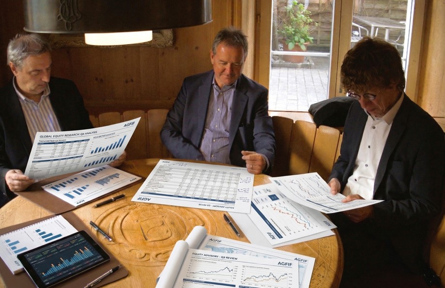 2604 Mitglieder des Investmentkomitees der AGFIF (Dr. Perger, Jürg Schwab, Prof. Thorsten Hens)